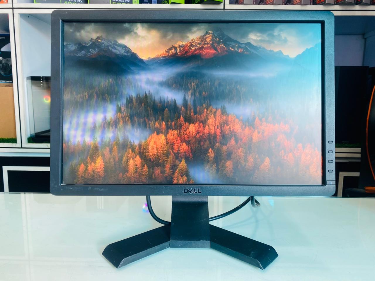 DELL 19 INCH WIDE LED MONITOR